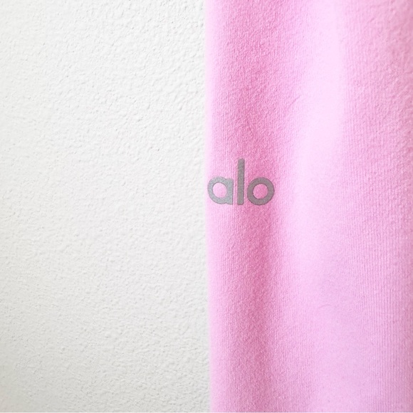 ALO Bubble Gum Pink Leggings - Picture 4 of 8